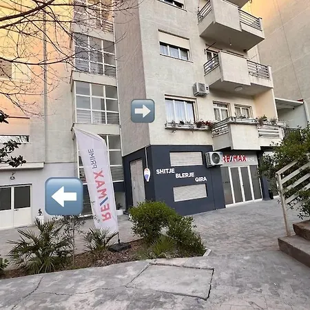 Dry Flat * Τίρανα